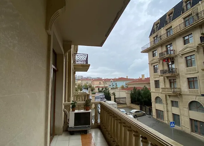 Apartment In White City, Comfortable Stay For Cop29 Baku