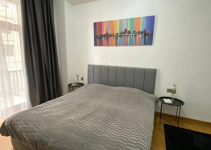Apartment In White City, Comfortable Stay For Cop29 Baku