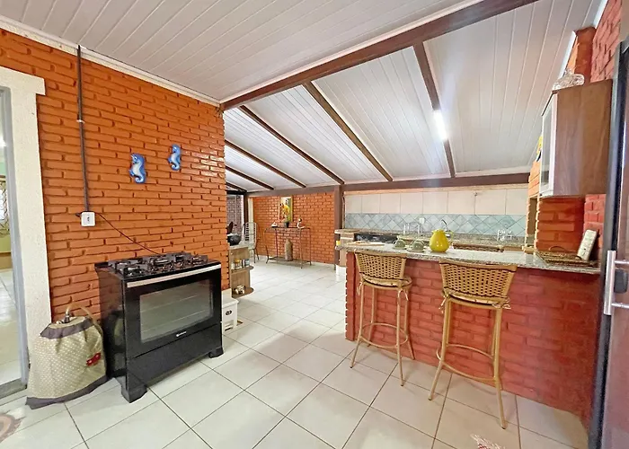 Chale Perfeito Para Ferias C/ 3 Quartos E Piscina Caldas Novas