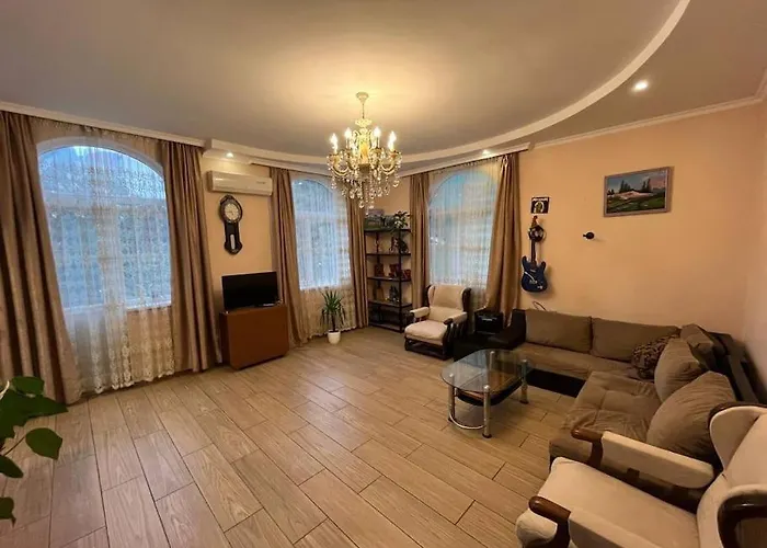 Ferienwohnung For Rent 2Nd Floor Of House Batumi