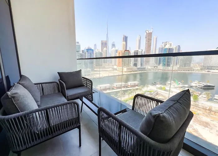 Chic 1-Bedroom With Epic Burj Khalifa Views Dubai