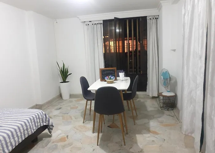 Apartaestudio Norte La Flora Parqueadero Exclusivo Cali