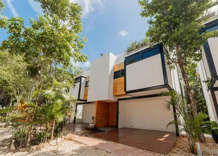 Vacation Villa Private Rooftop Pool Walk 2 Town Tulum