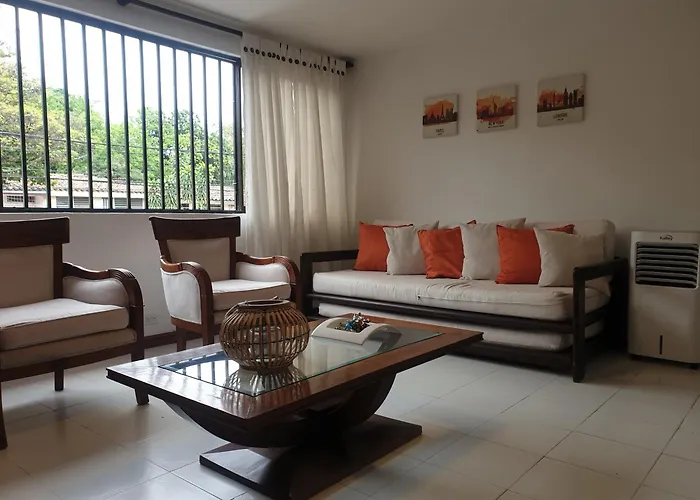 Apartamento Cali Norte Barrio La Flora Con Parqueadero