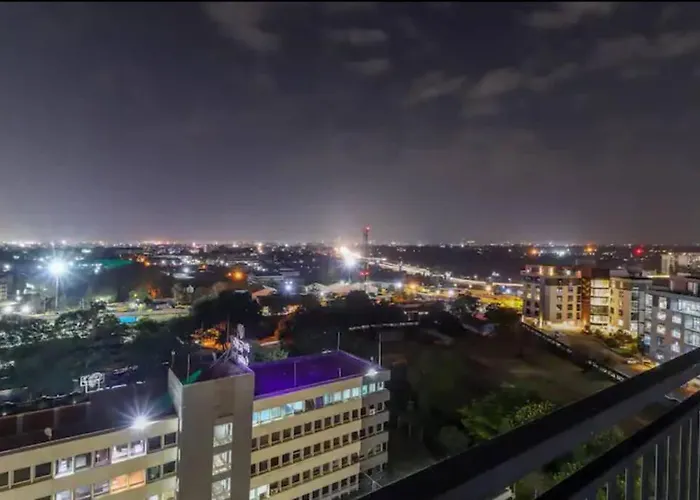 Emaza Lux 2 Bedroom Stylish Modern Apartment At Mi Vida, Swimming Pool & Gym Nairobi