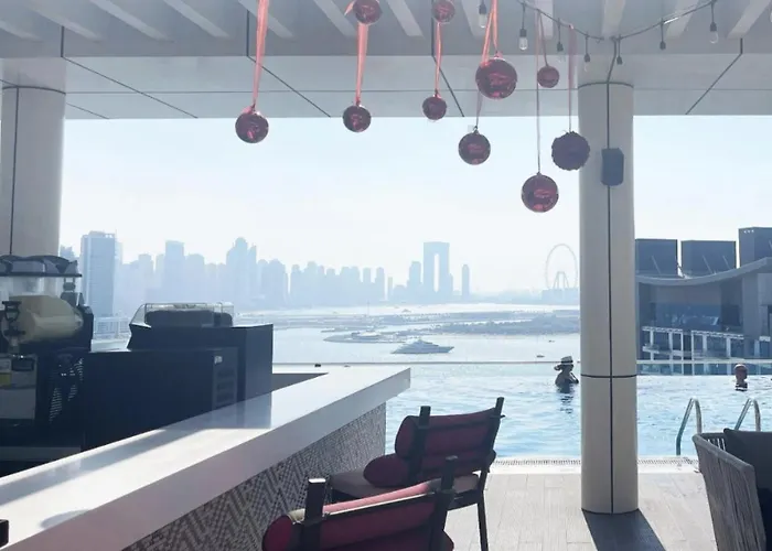 Seven Palm Hotel With West Beach Access Dubai