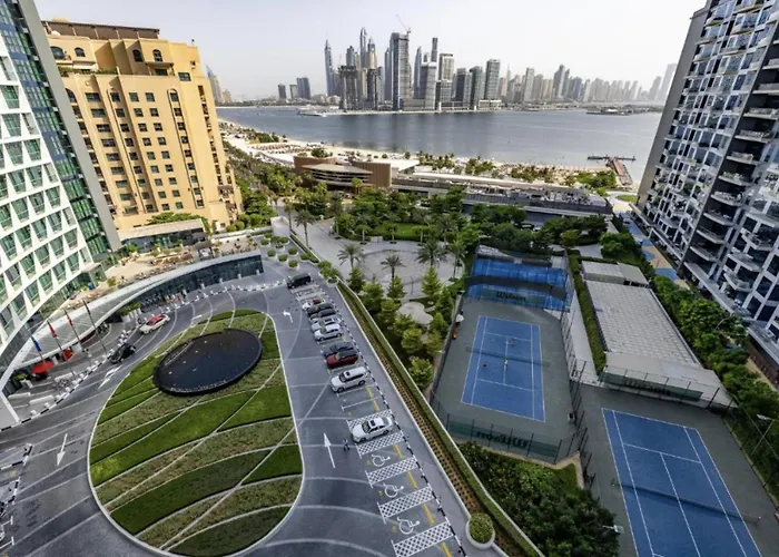 Seven Palm Hotel With West Beach Access Dubai