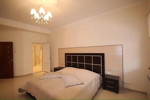 House For Rent In Hyusisayin Avenue , Erivan