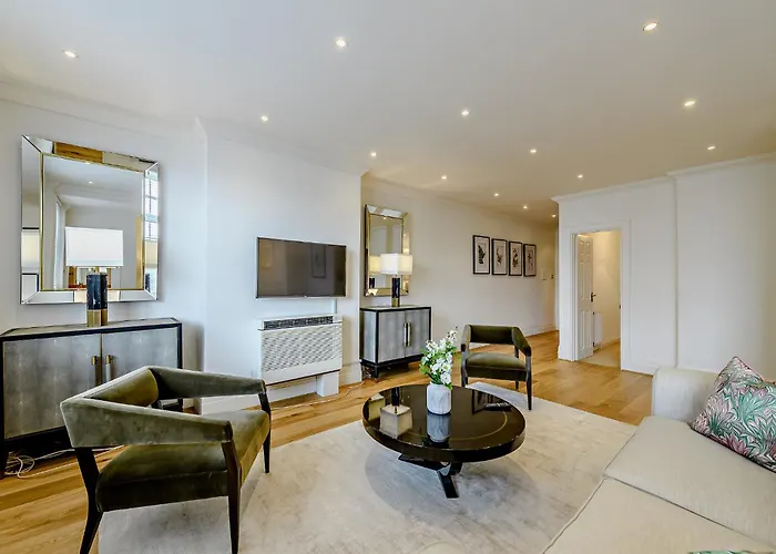 Strathmore Court Apartments London