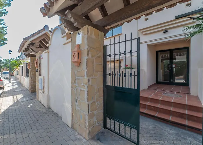 Puerto Banus Charming Apartment Marbella