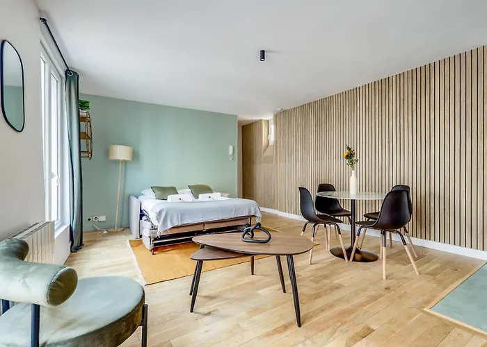 Ferienwohnung Heart Of Montmartre L Sacre-Coeur At 10Min Paris