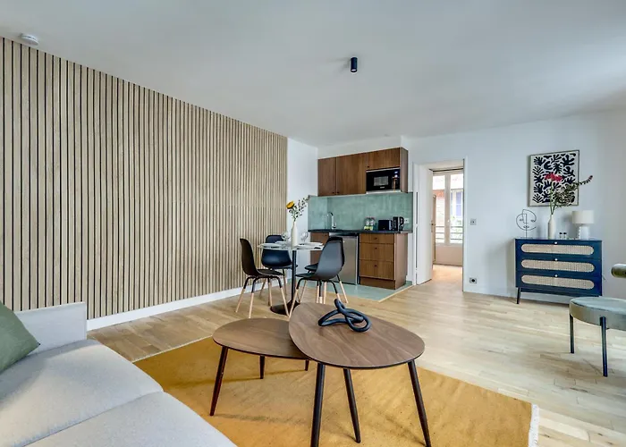 Ferienwohnung Heart Of Montmartre L Sacre-Coeur At 10Min Paris