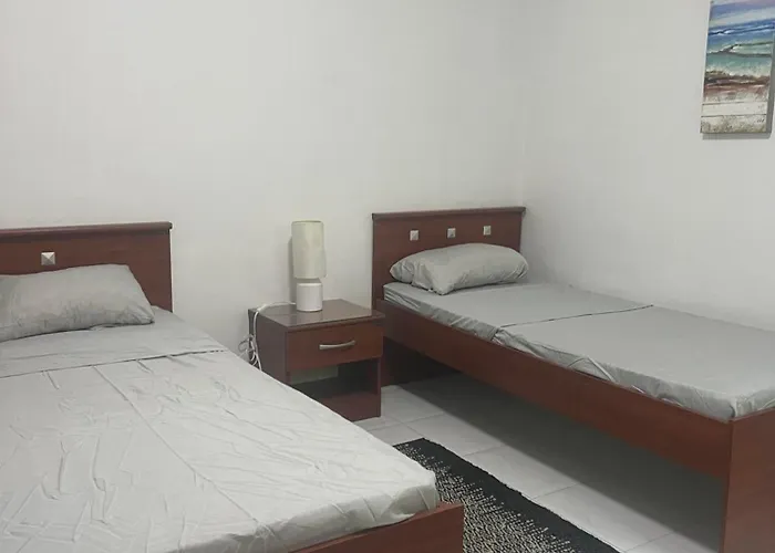 Spacious 3 Bedroom In Swatar - Birkirkara