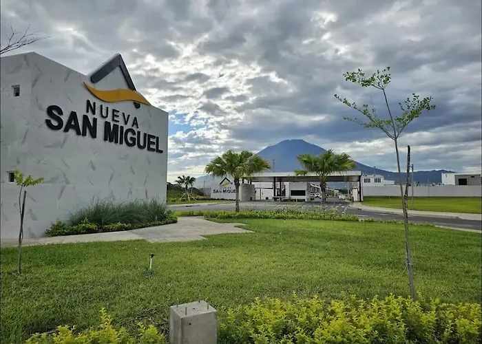 Golden Glow Getaway San Miguel