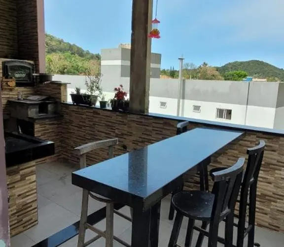 Casa 4 Dormitorios Em Itapema
