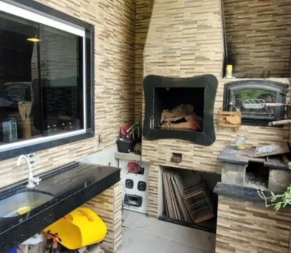 Casa 4 Dormitorios Em Itapema