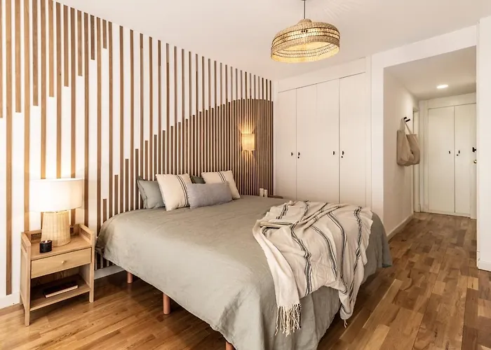 Scafati - 2 Bedrooms And Shared Pool In Centro Madrid