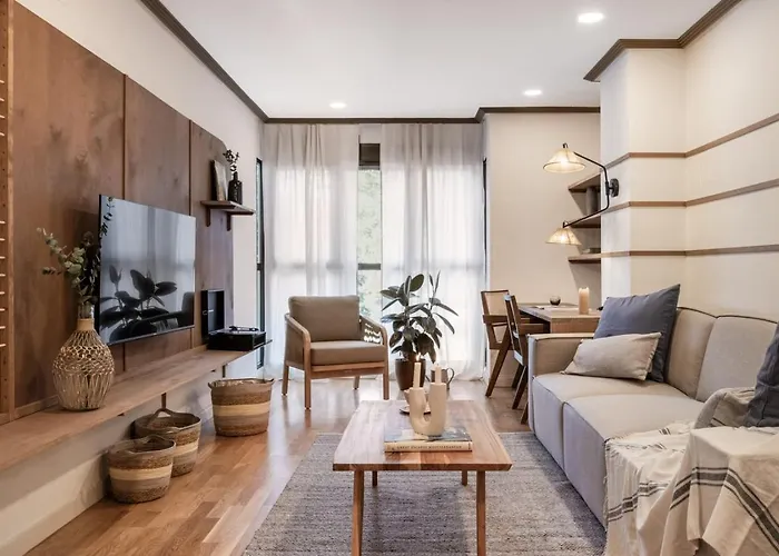 Scafati - 2 Bedrooms And Shared Pool In Centro Madrid