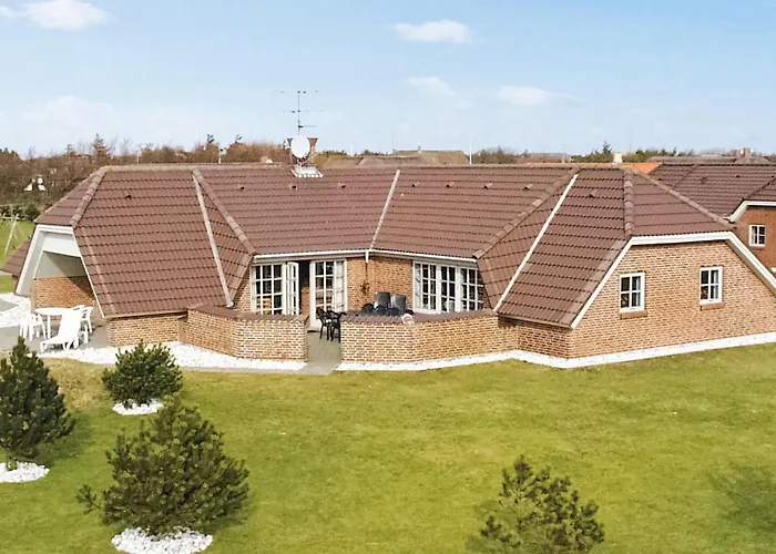 Atemberaubendes Haus In Blåvand Mit Sauna