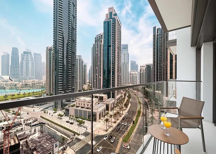 Stylish Downtown Retreat, Burj Crown, Opera & Boulevard View Dubai