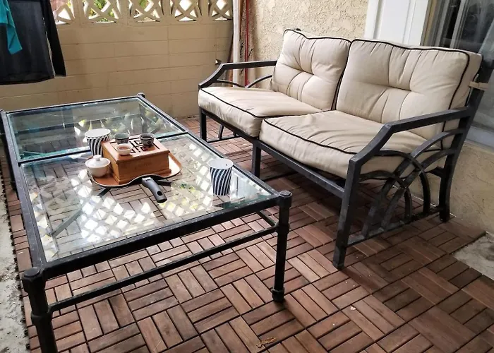 Bargain Beverly Hills 3 Bedroom In Great Area 5 Minutes To Rodeo Drive Los Angeles