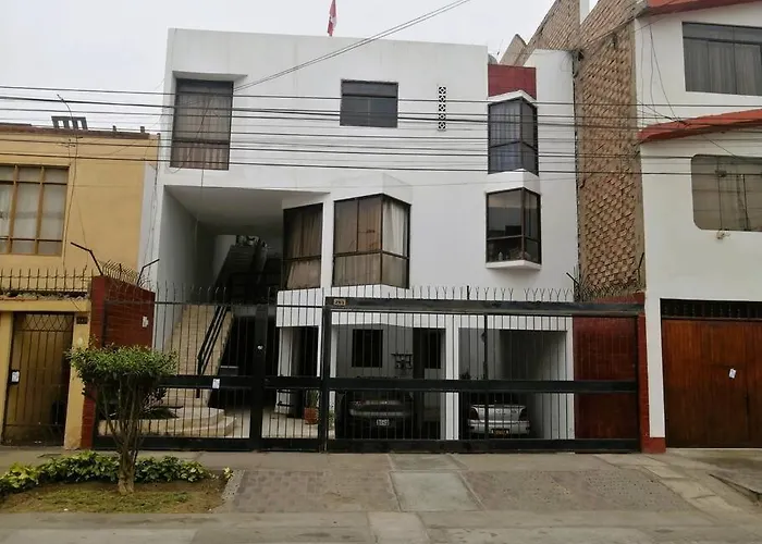 Departamento Con Cochera Lima
