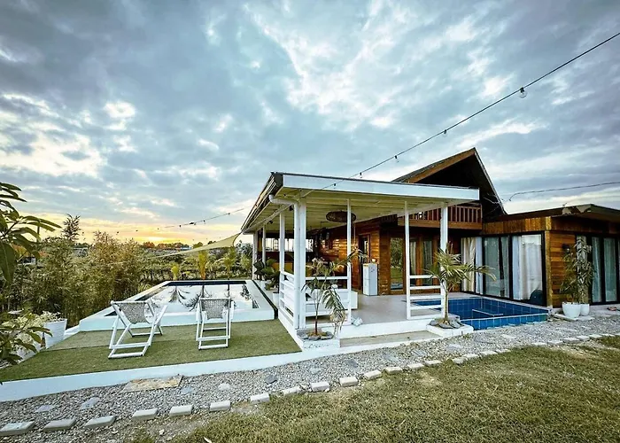 Rancho Oco Mahogany Villa With Swimming Pool Nasugbu