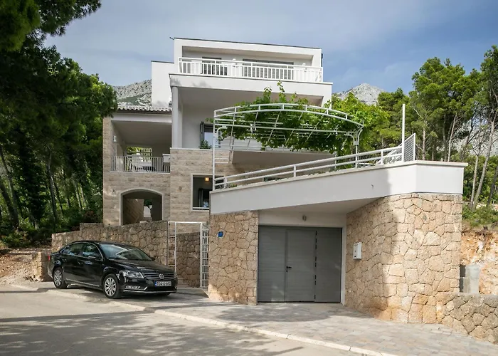 Apartments Villa Mt Brela