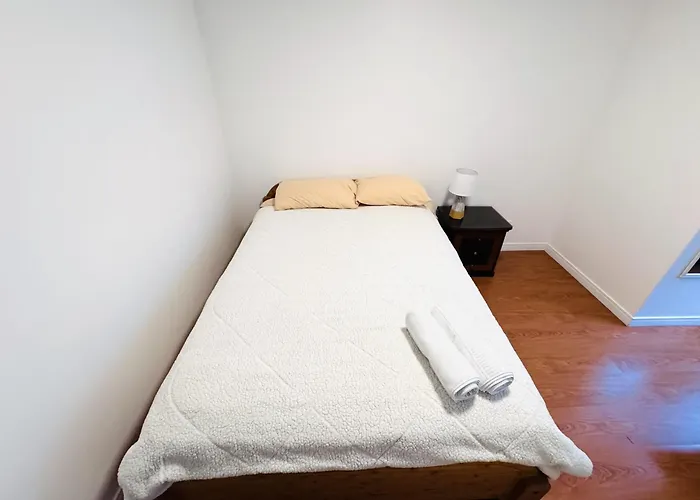 Departamento Amplio Para Familias, De Lujo 3 Habitaciones, 4 Banos, 6 Camas, 10 Personas, Wifi, 2 Parqueaderos Republica De El Salvador Plaza Kendo Quito