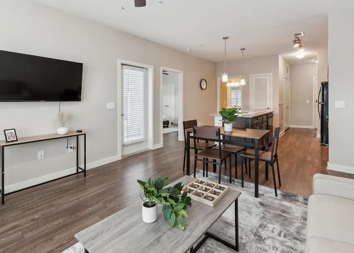 C Creek 4306 I New Construction 1Bd Apt I Gated Houston