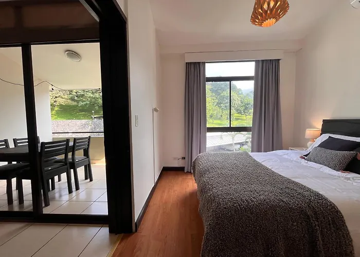 Cr Mariposa Rentals Mountain View Near Pool Santa Ana 