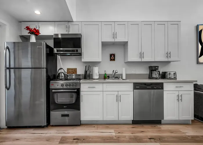 New 1 Bedroom Loft With View Of Hollywood Sign Los Angeles