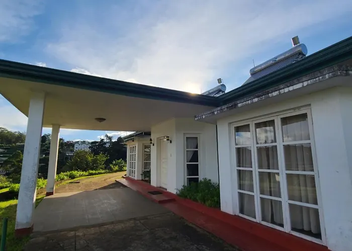 Moon Beam Luxury Bungalow Nuwara Eliya