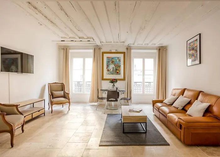 Ferienwohnung De Charm Distinctif Sejour Elegant Dans Le Marais Branche Paris