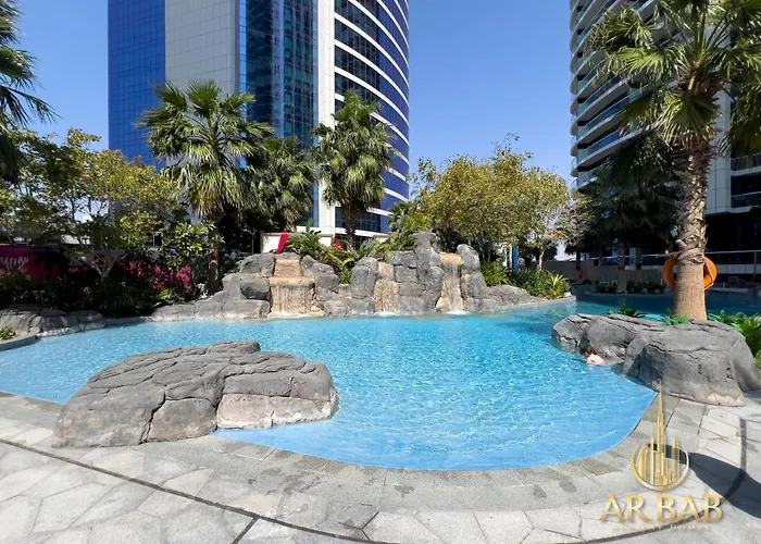 Damac Paramount - Luxury 2Br - Stunning Dubai Canal View - High Level