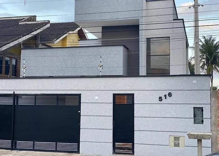 Casa Memorias Do Mar Centro De Peruibe 50M Da Praia