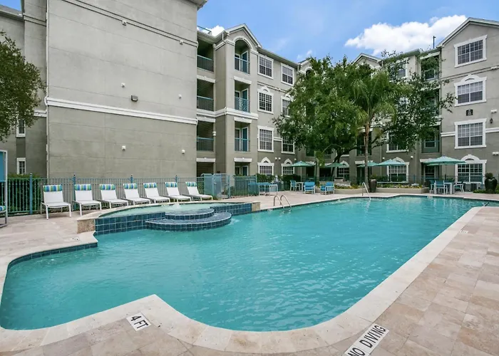 Resort Style Apt/Home In Houston Medical Centre