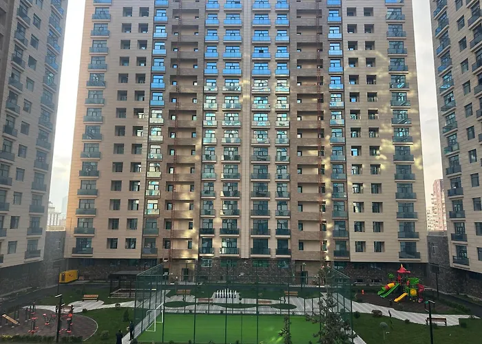 Baku Luxury And Secure Flat In City Centre