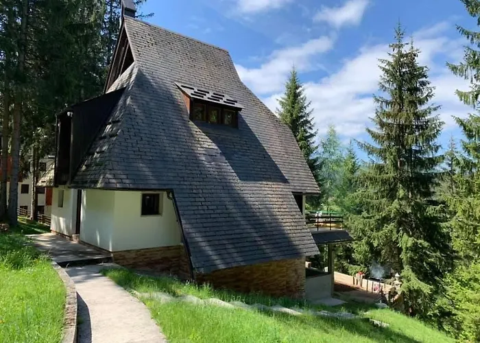 Titova Vila - Zlatar Nova Varoš