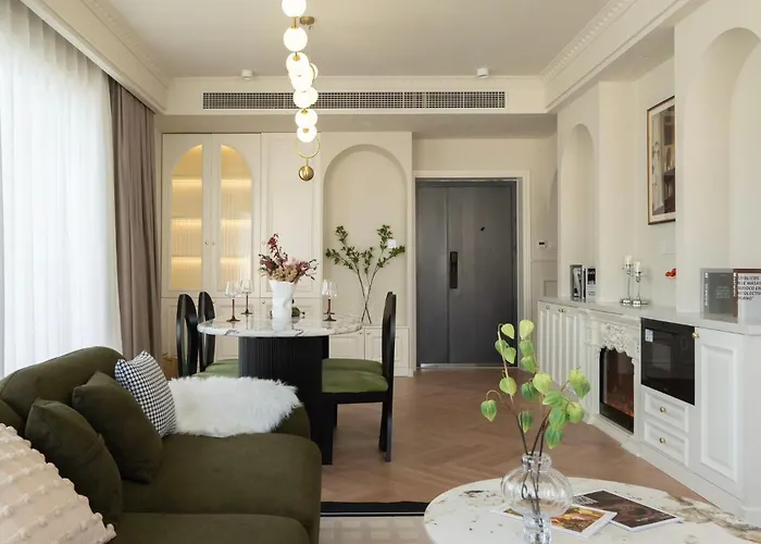 Eastern Hub - Bund Branch Yuyuan Garden Artistic 3bedroom with Bund View Shanghai