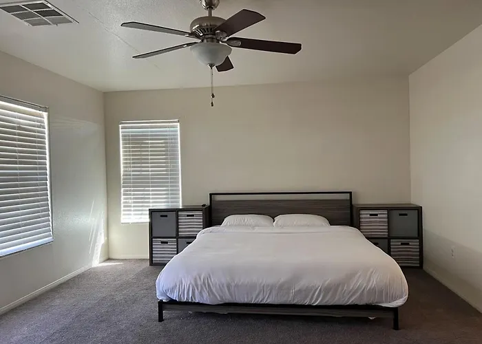 Extended Stay 3 Or 4 Beds Cozy Smart Home Living Las Vegas