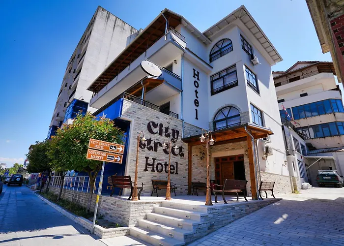 City Street Hotel Gjirokastër