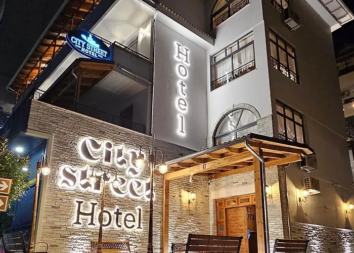 City Street Hotel Gjirokastër