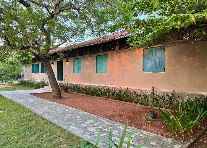 Yala Villa Kirinda 