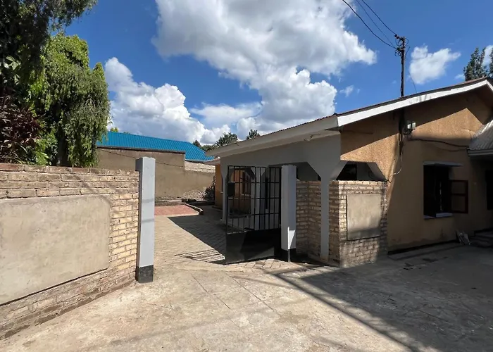 Amani House - Bed And Breakfast Arusha