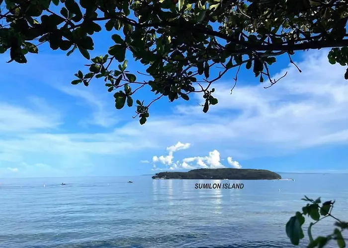 Island Front - Bangcogon Resort And Restaurant Oslob