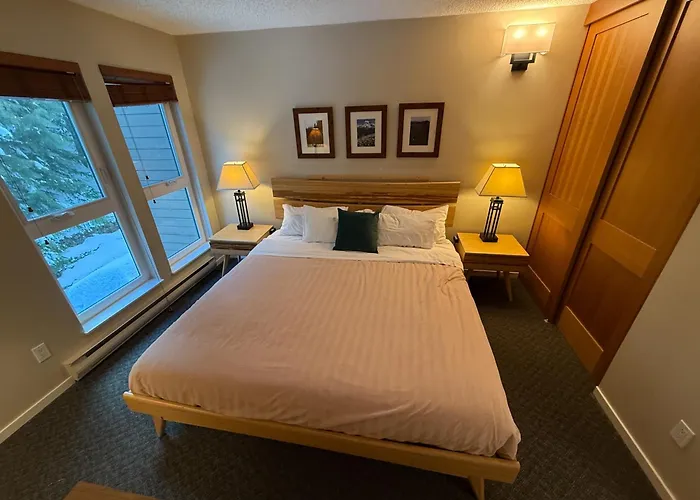 Tantalus Lodge By Elevate Vacations Whistler