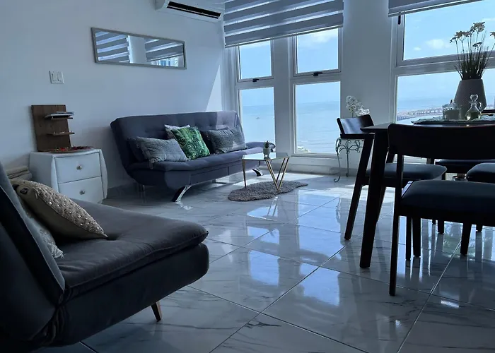 The Sands Vista Al Mar Espacioso Elegante Panama Stadt