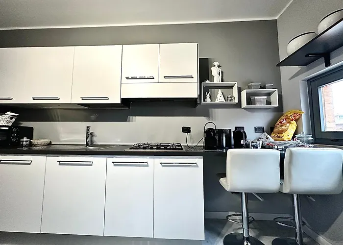 Luxury Apartment With Spa And Free Parking Rom