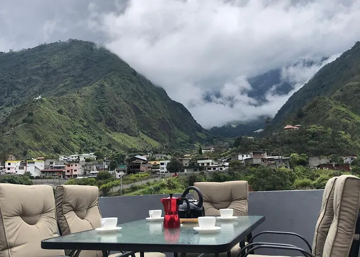 Penthouse With A Rooftop 2 Bedroom 1 Bath Baños